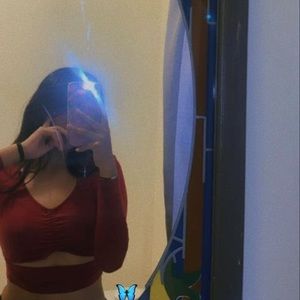 Meet your Posher, Alison